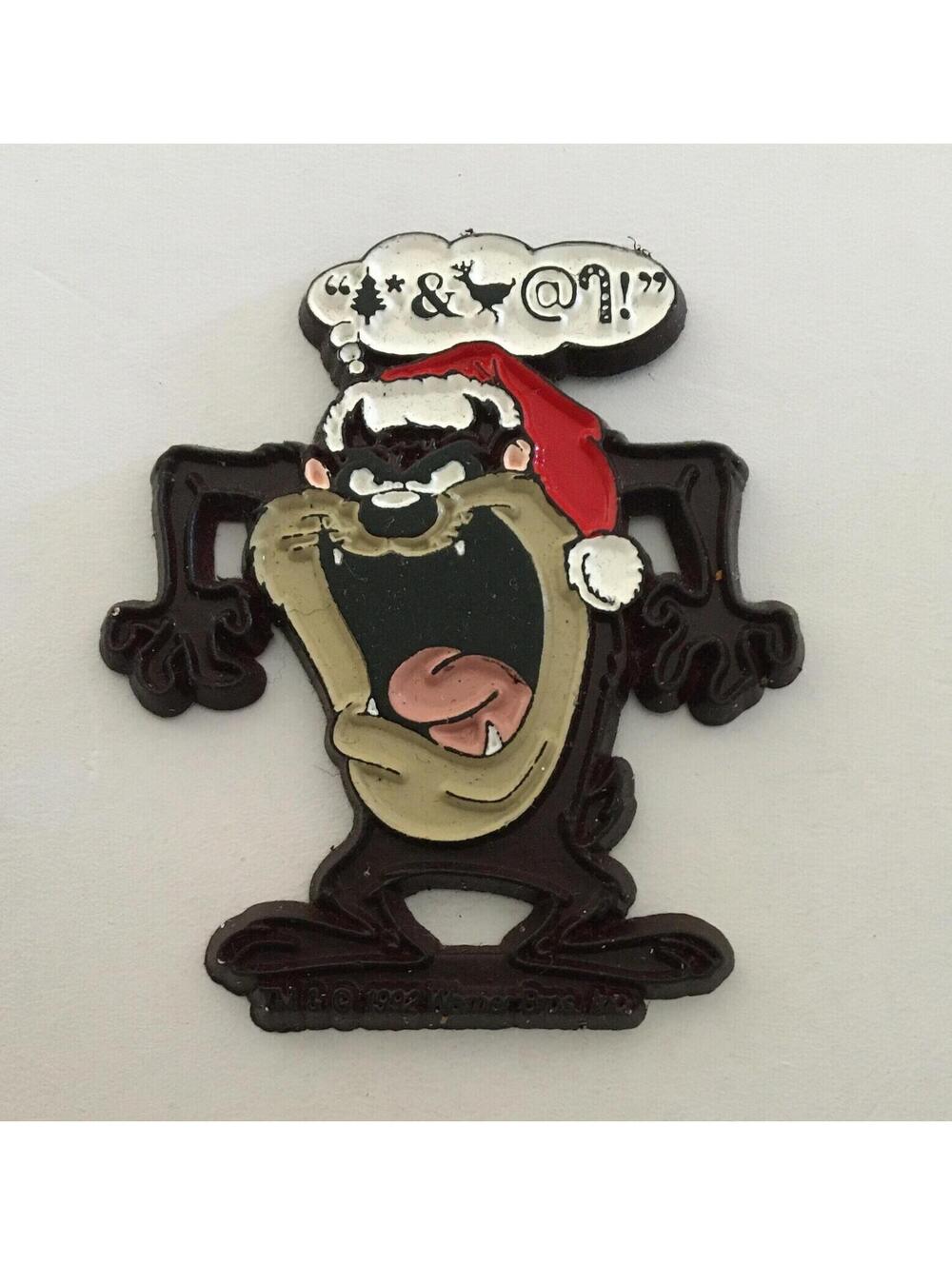 Tazmanian Devil With Santa Hat Christmas Magnet